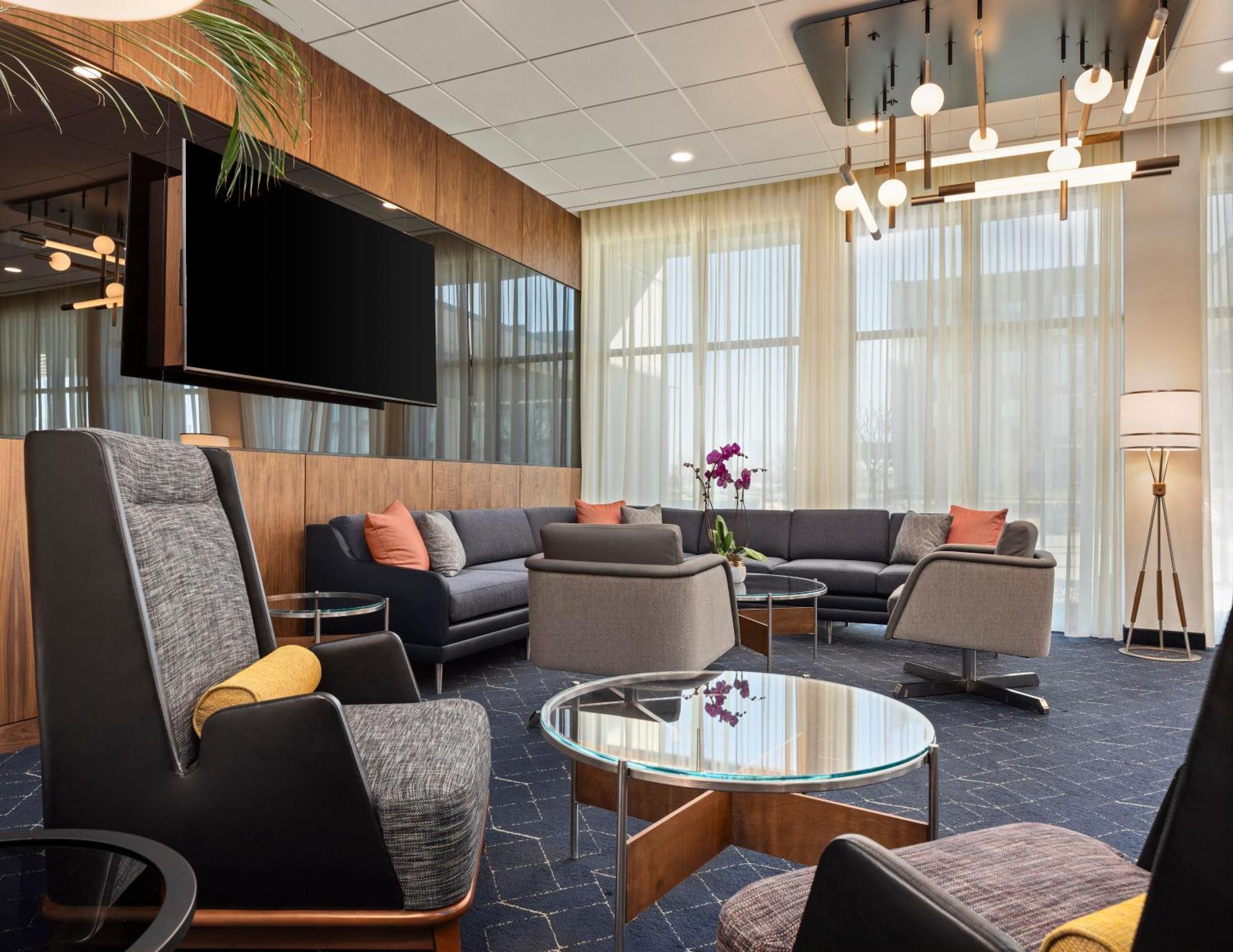 Courtyard By Marriott Bettendorf Eksteriør billede