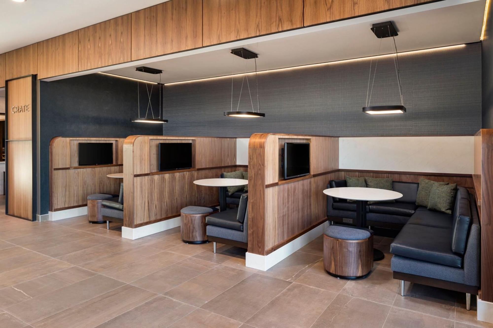 Courtyard By Marriott Bettendorf Eksteriør billede